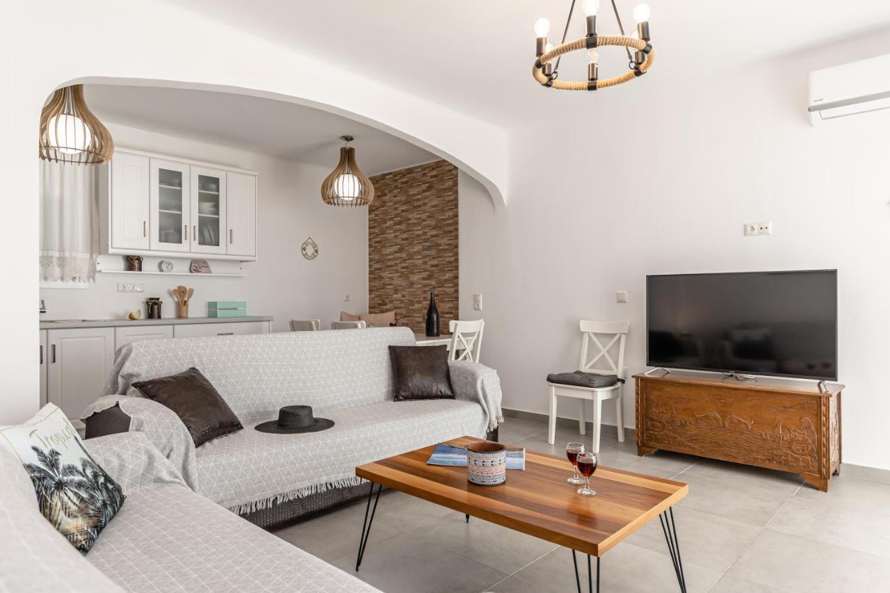 Dionysus House And Ariadne Apartment Stelida  Extérieur photo